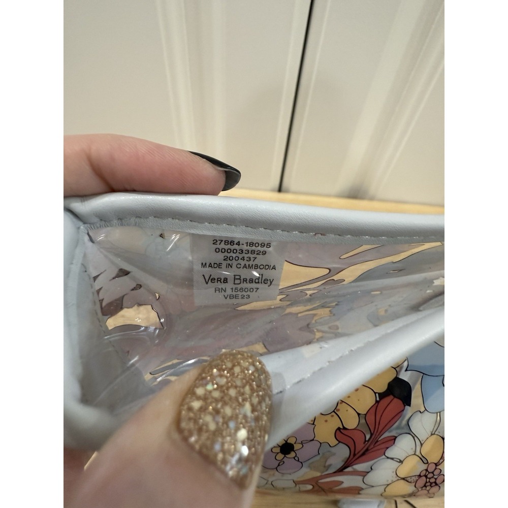 Vera Bradley Women's Outlet Aloha Blooms Clear Beach Wristlet - Picture 4 of 6